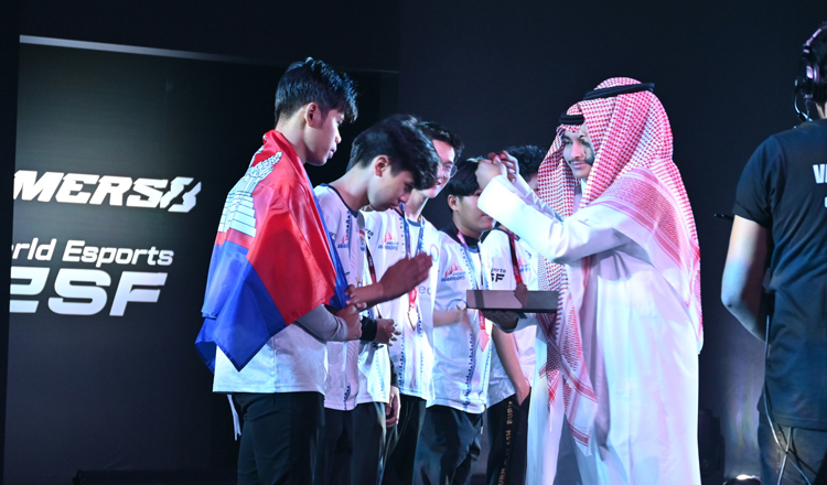 Cambodian e-sports team wins 3rd place at Gamers 8 IESF Asian Championship