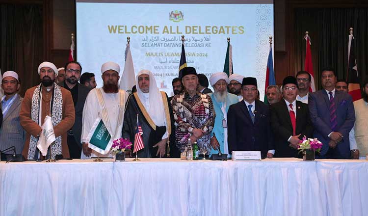  Minister joins interfaith conferences in Malaysia