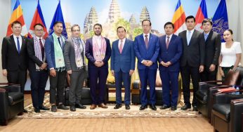 ក្រសួងទេសចរណ៍ និងក្រុមហ៊ុន Emirates Airline ឯកភាពចុះ MOU ពិភាក្សាលម្អិតលើកកម្ពស់កិច្ចសហប្រតិបត្តិការទេសចរណ៍មូស្លីម