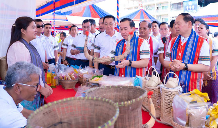  Stung Treng hosts indigenous peoples’ day celebration